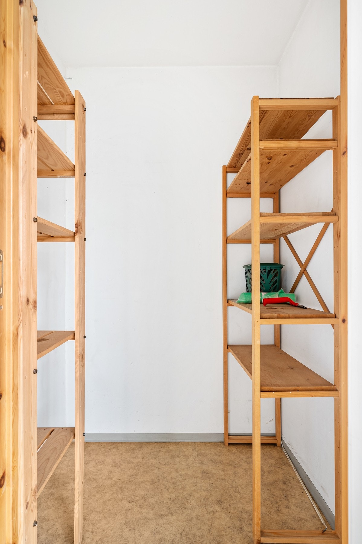 Boden er oppmålt til ca. 2 kvm. Galleribilde