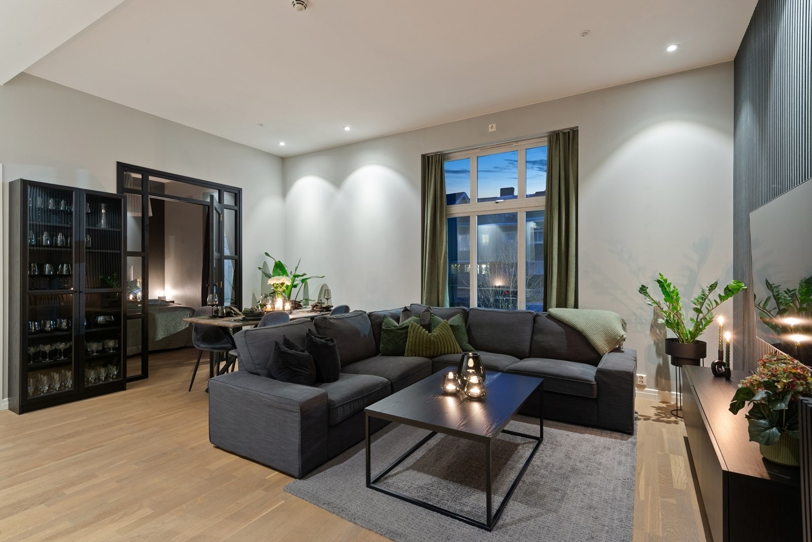 Det er downlights i tak. Galleribilde