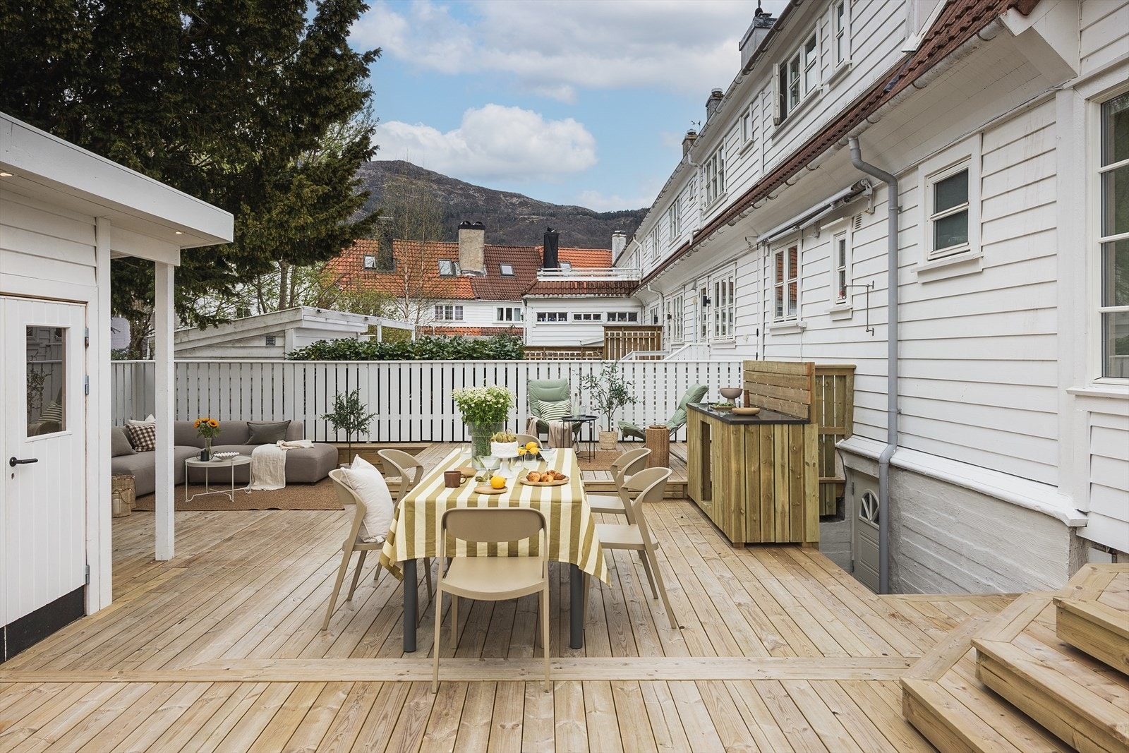 En perfekt arena for sammenkomster, 17.mai-feiringen, og barnas bursdagsselskap. Galleribilde