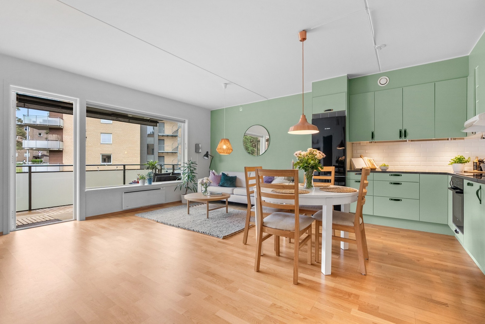 Velkommen til Hellerudveien 71D! Presentert av Privatmeglere Marius Semmerud Berg og Fridtjof Sparbo. Galleribilde