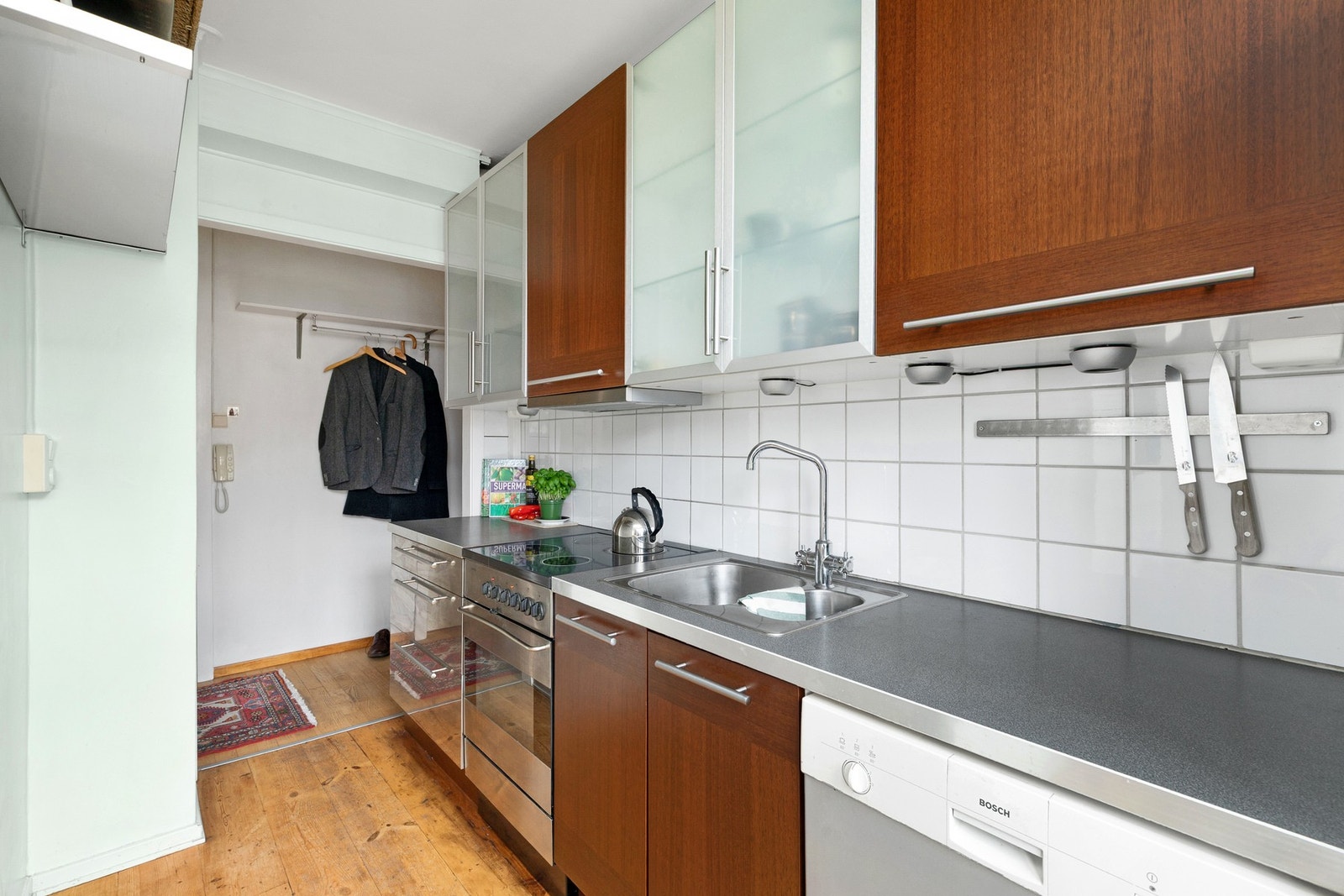 Alle hvitevarer på kjøkkenet medfølger. Galleribilde