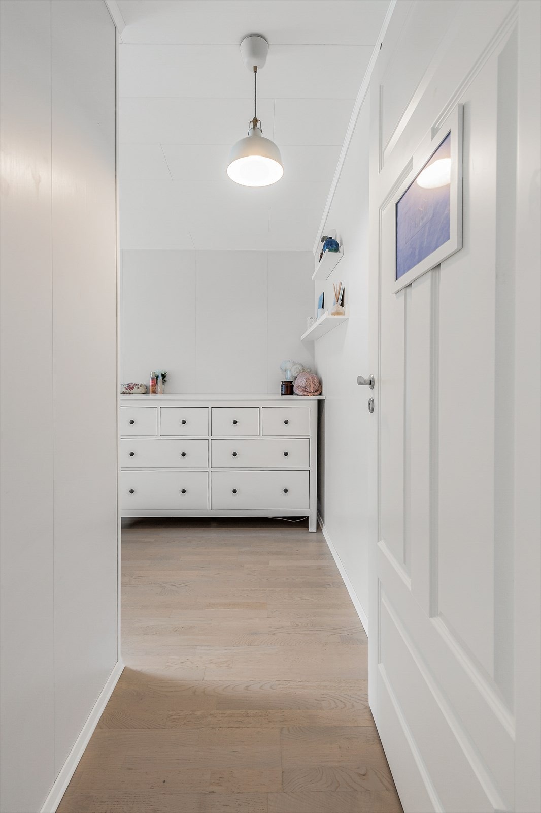 Inn til boligens andre soverom. Galleribilde