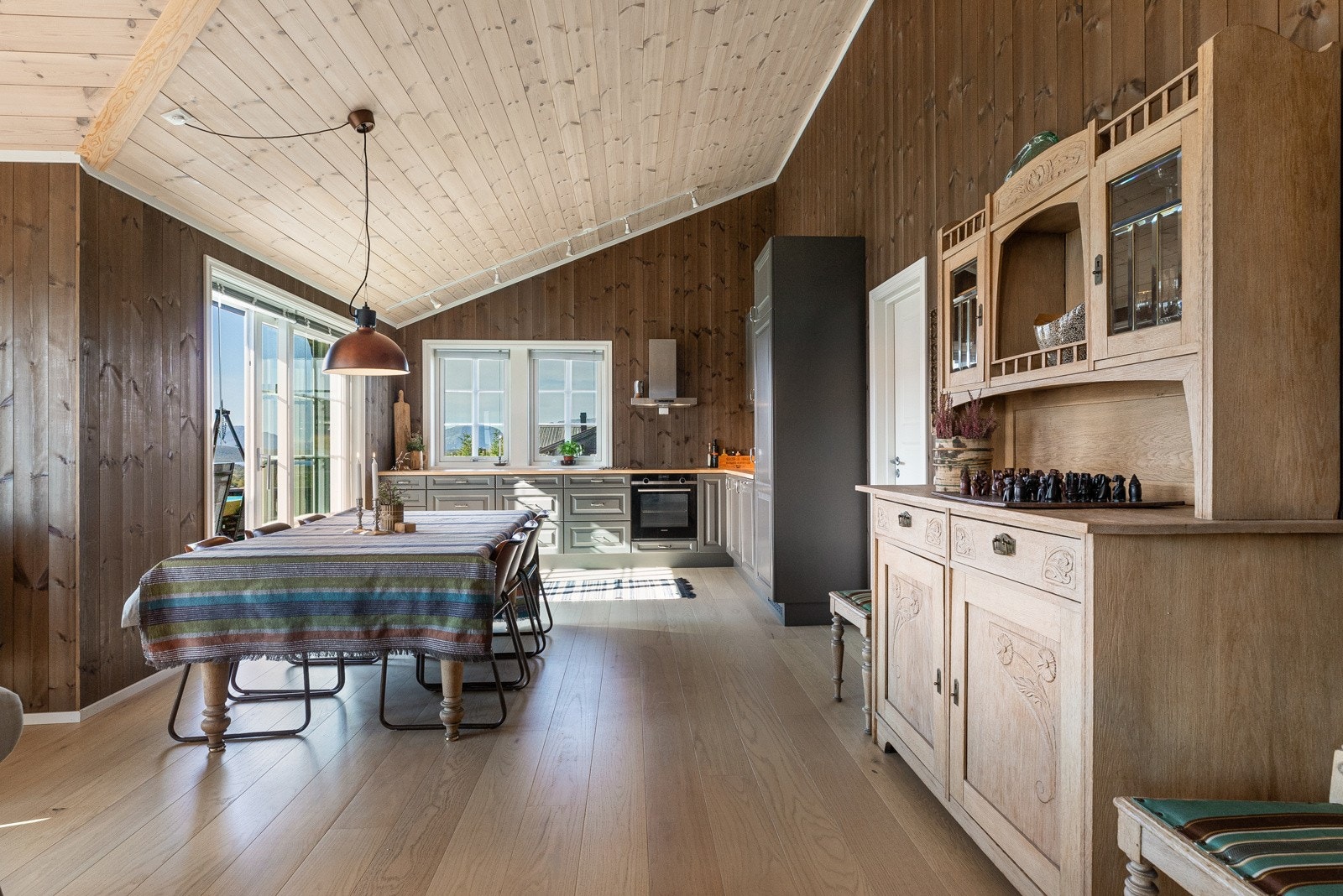 Samle familien til hyggelige måltider Galleribilde