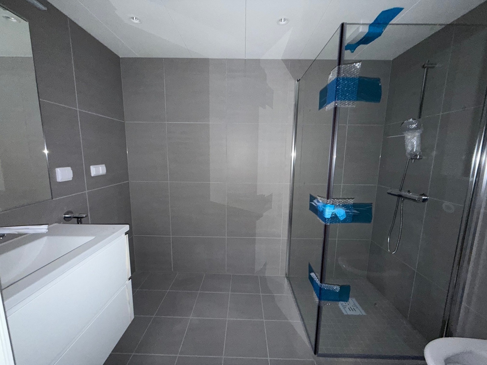 Bad - Bilde tatt av selger på før-befaring av leiligheten. Galleribilde