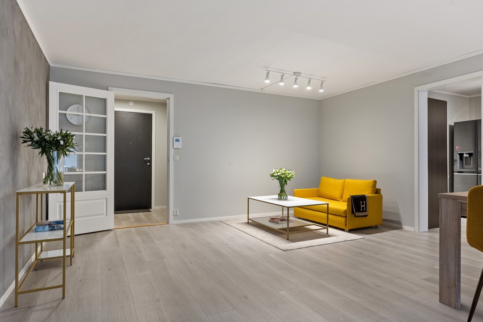 Nyere gulvoverflater. Galleribilde