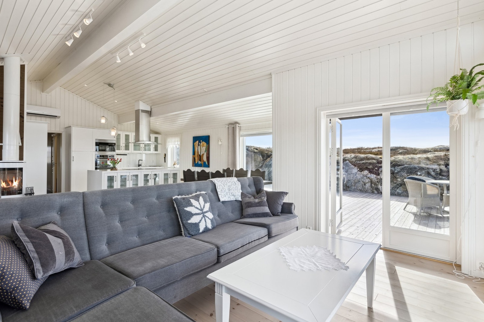 De nøytrale fargevalgene gjør det enkelt å sette sitt eget preg på interiøret. Galleribilde