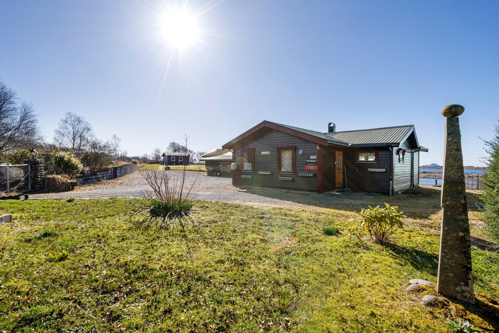 Boligen er godkjent som helårsbolig, og kan således benytte som fritidsbolig hvis ønskelig Galleribilde