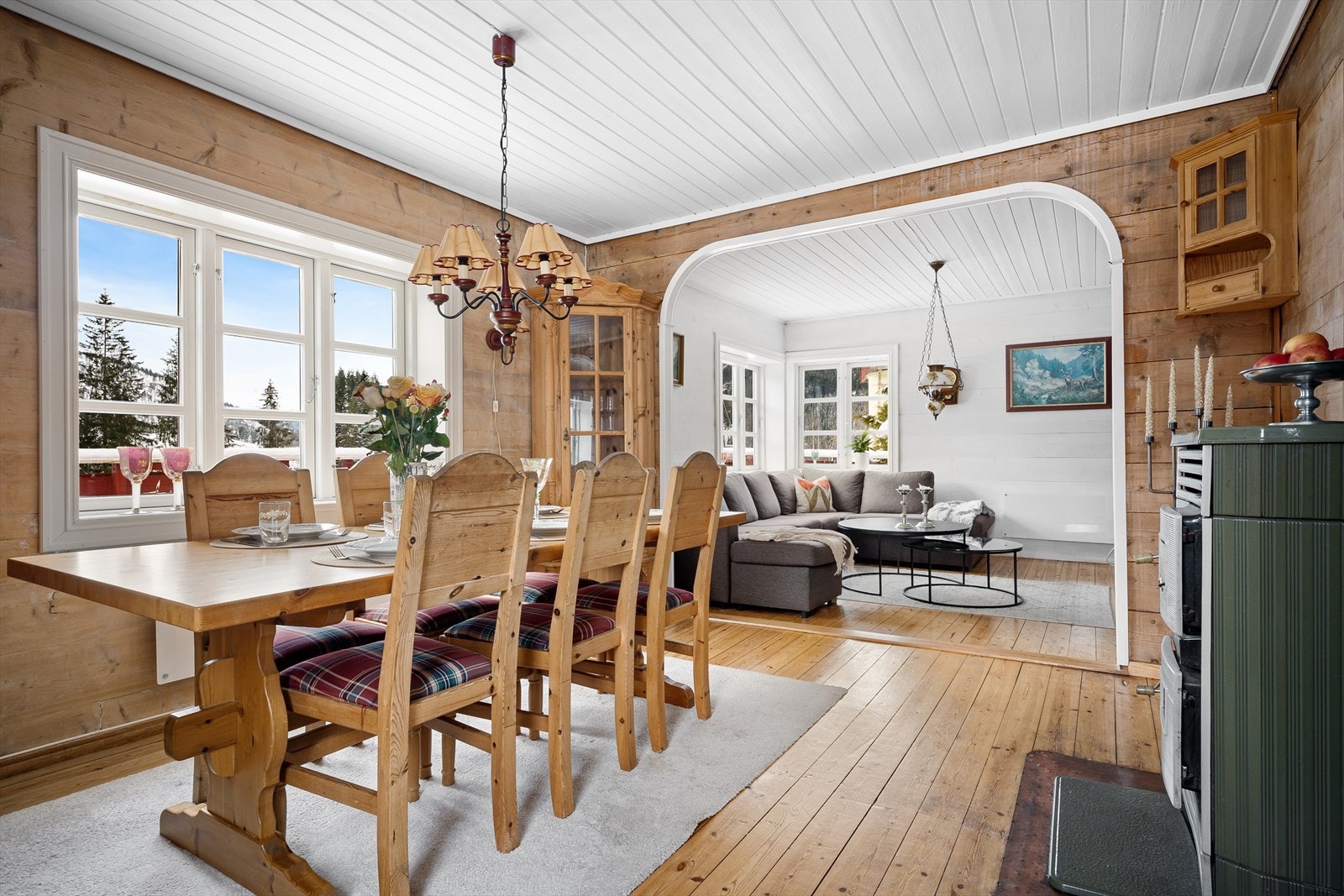 God plass til langbord om man har besøk av flere Galleribilde