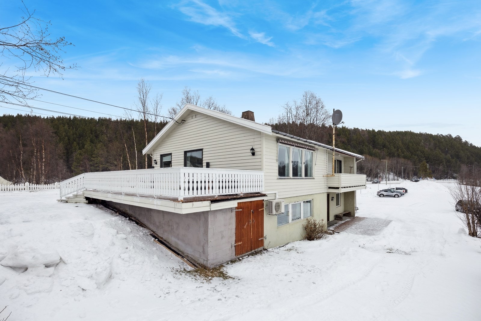 DNB Eiendom ved Johan Aslak Somby har gleden av å presenterer Aronnesveien 31! Galleribilde