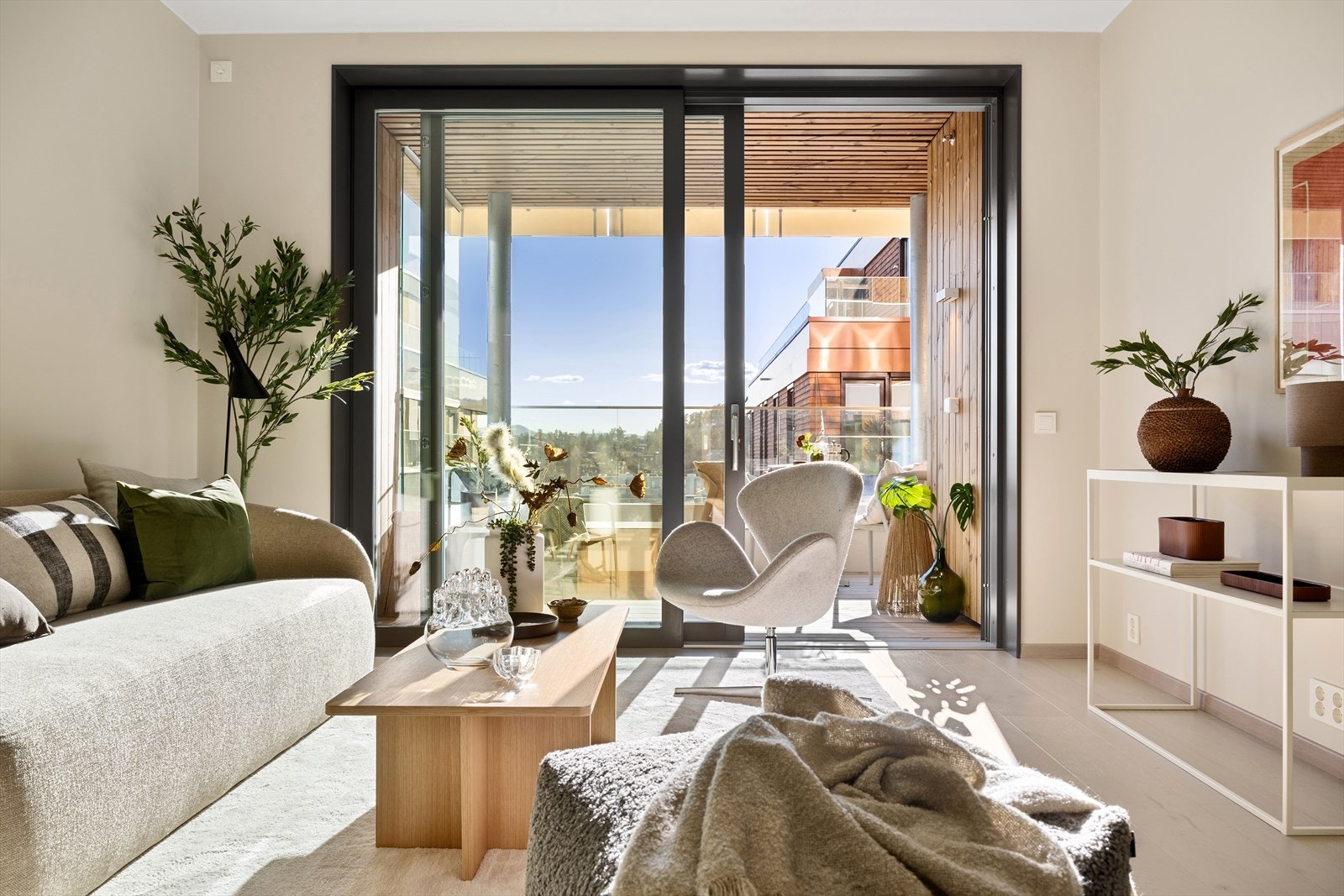 Leiligheten har en moderne og lys fargepalett - Ferdigstilt mars 2025 og har ikke vært bebodd Galleribilde