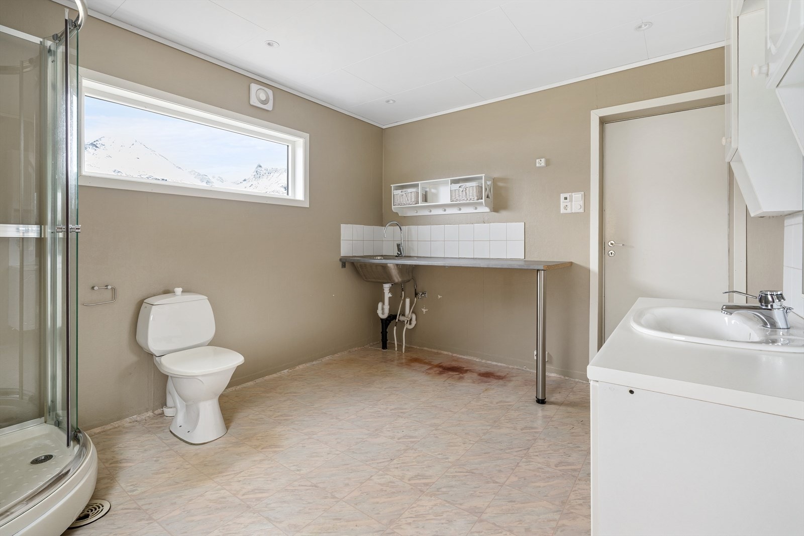 Kombinert baderom/vaskerom Galleribilde