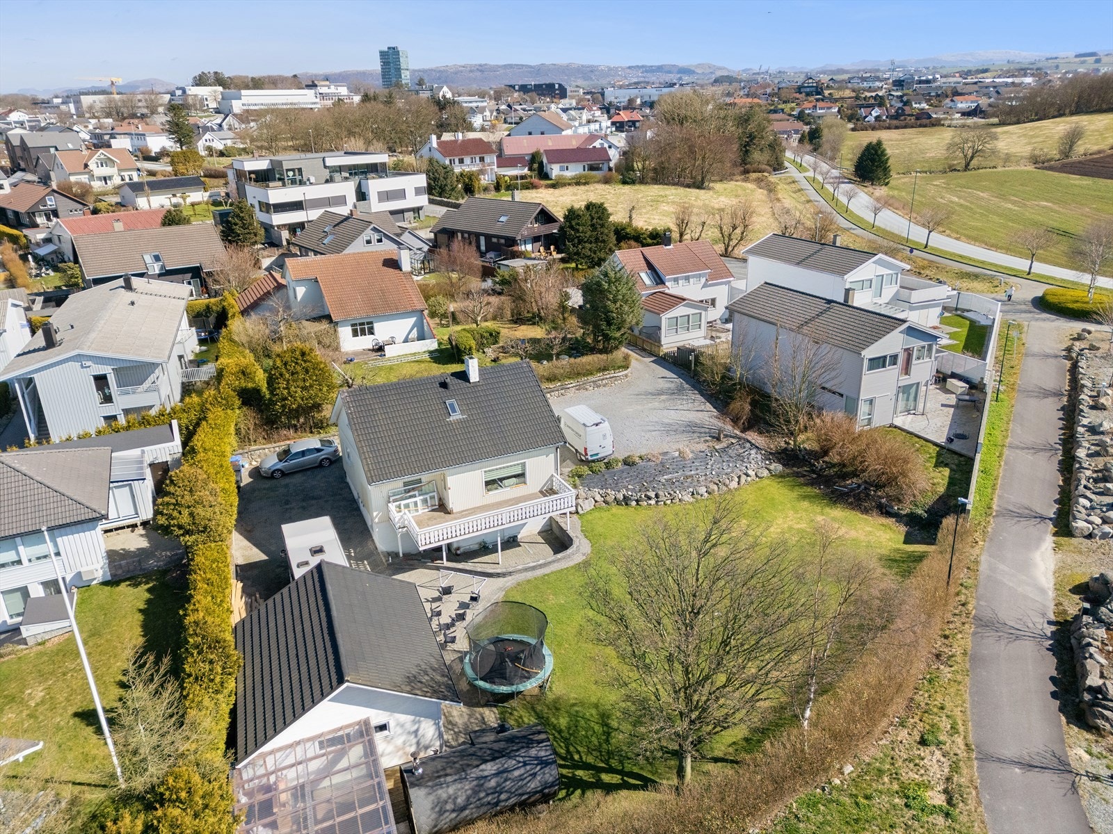 Solrik plassering i et allerede etablert boligområde Galleribilde