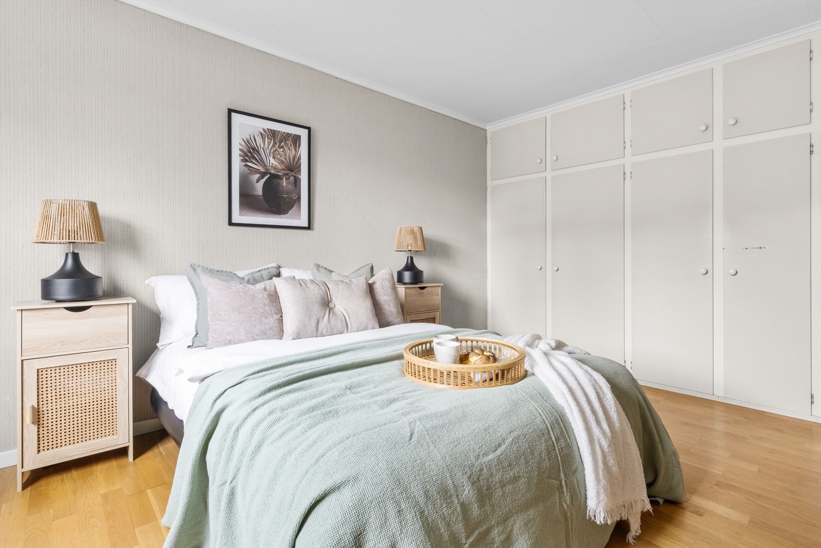 God plass til lagring i skap. Galleribilde