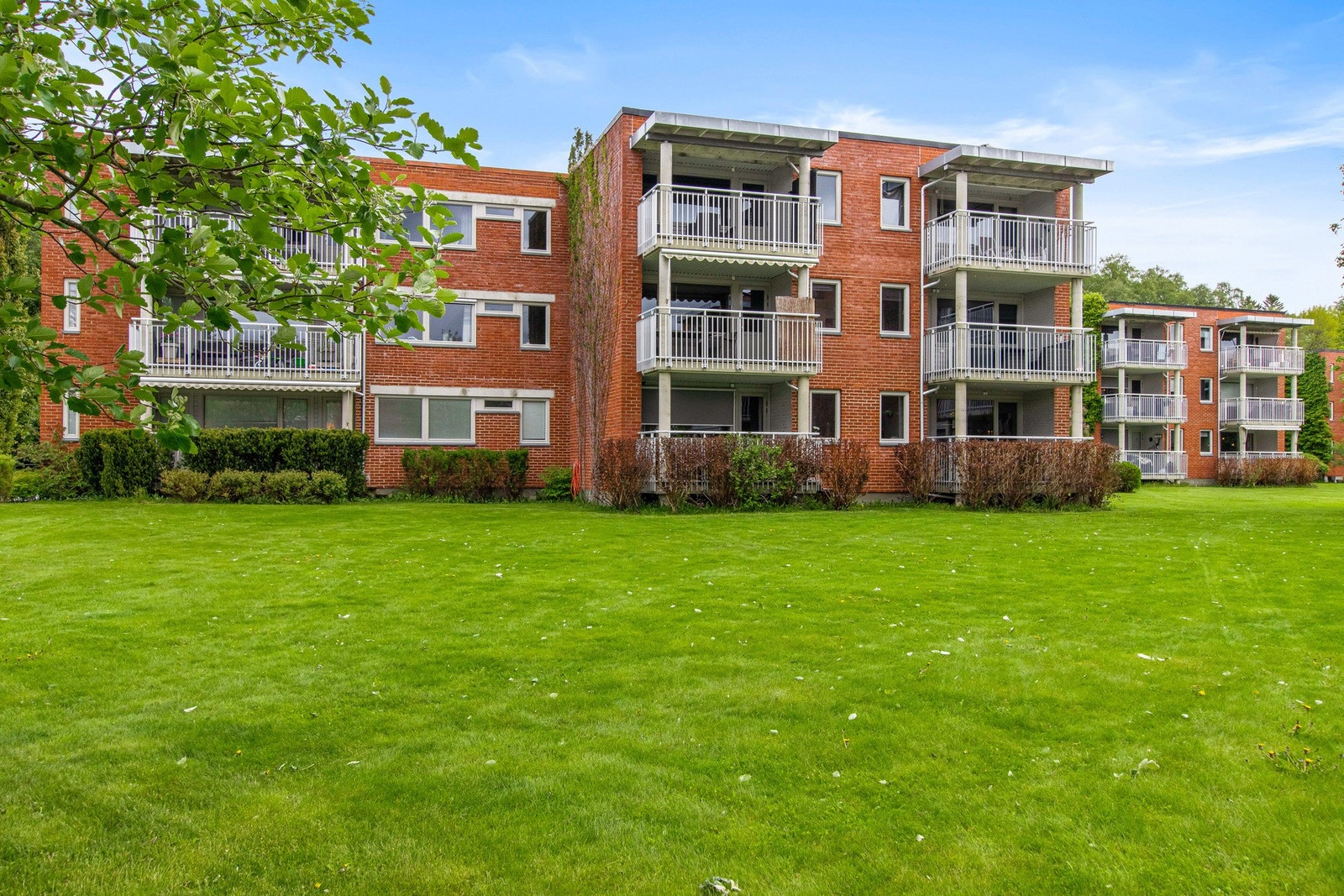 Området på fremsiden av leiligheten. Galleribilde