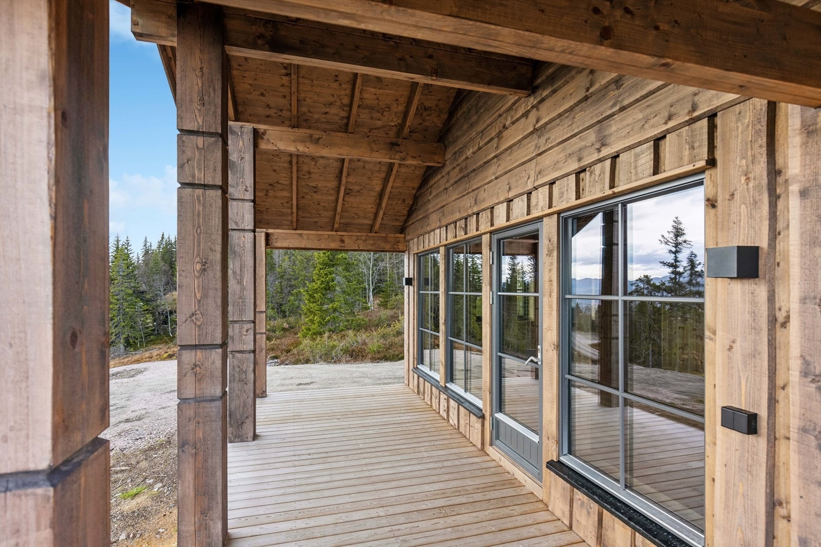 Del av terrassen er overbygget. Galleribilde