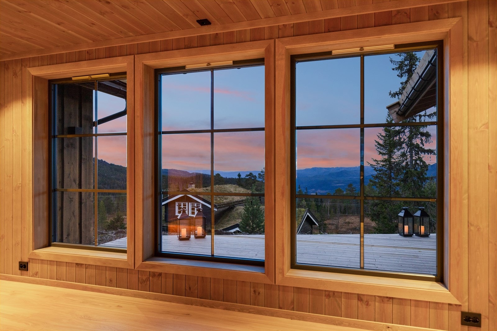 Kveldhimmel. Galleribilde