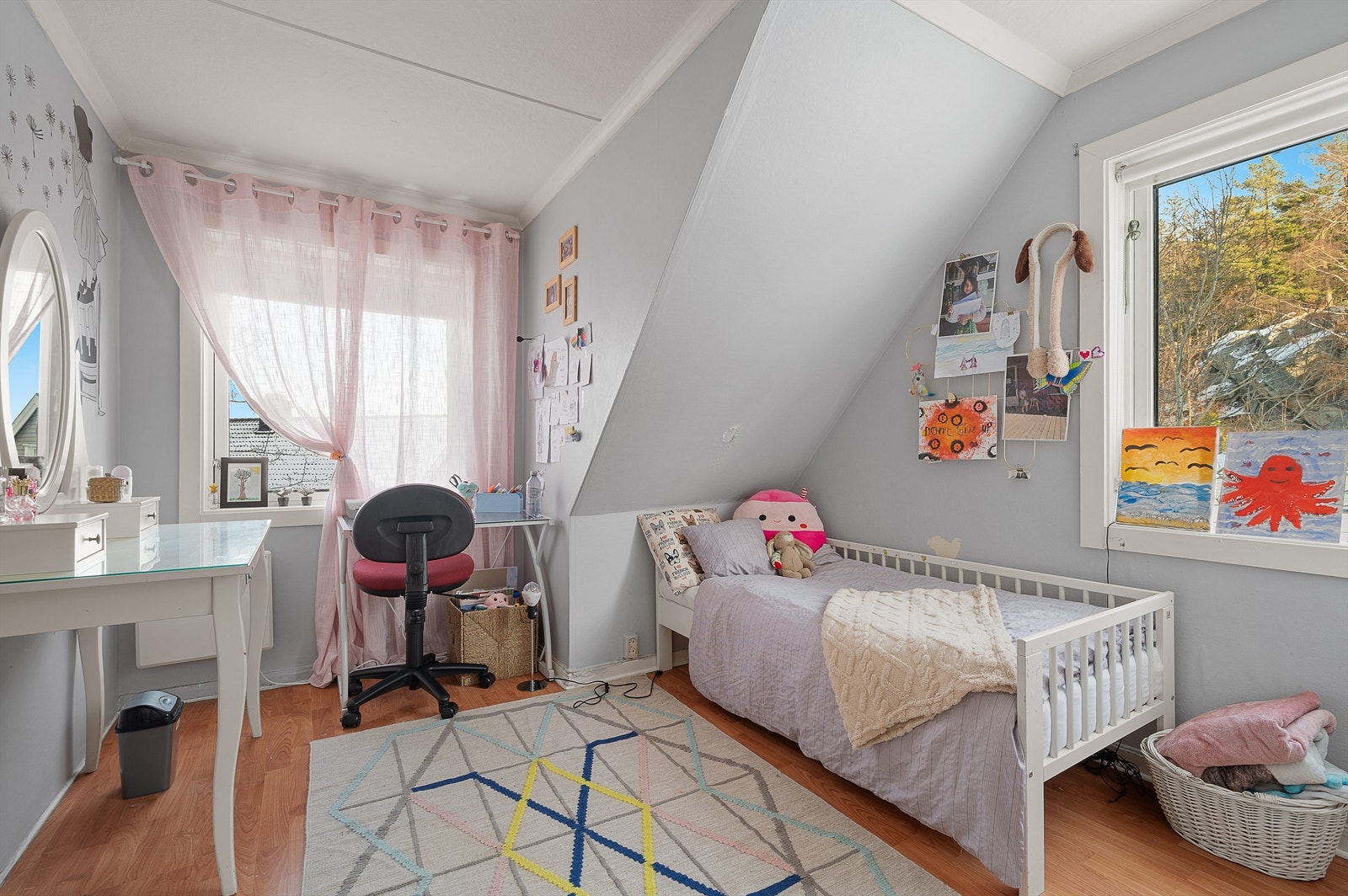 Jahredammen 29 Galleribilde