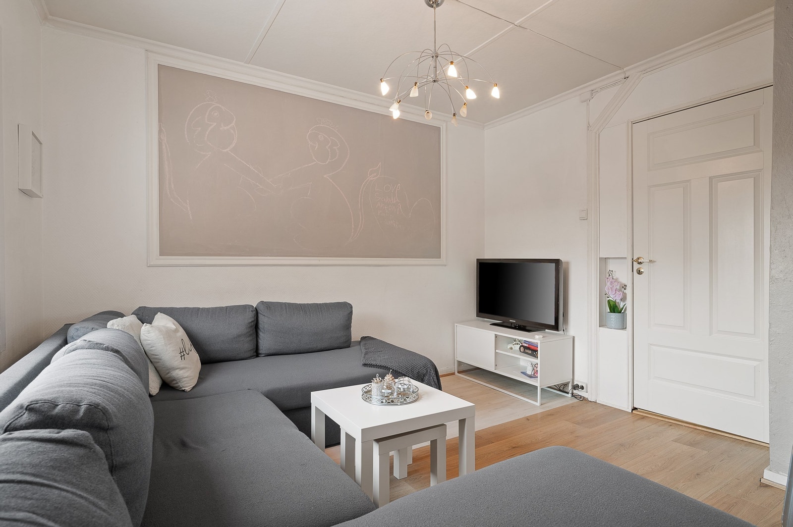 Jahredammen 29 Galleribilde