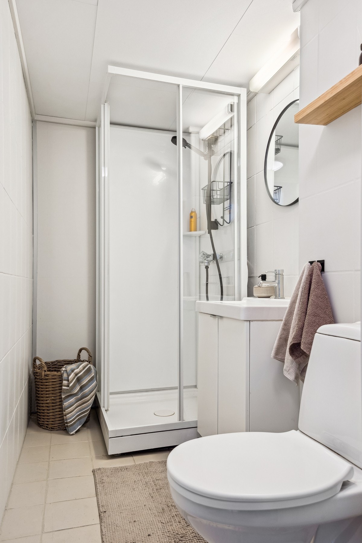 Flislagt bad med gulvvarme. Galleribilde