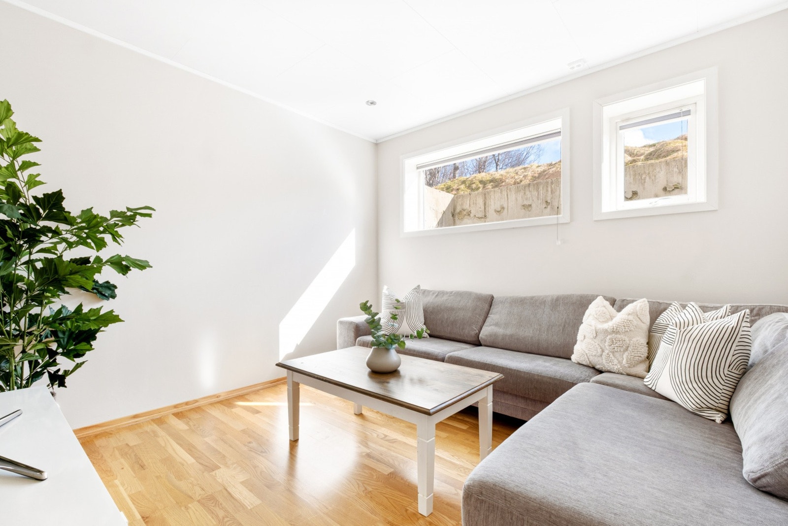 Rom som i dag blir brukt til TV stue Galleribilde