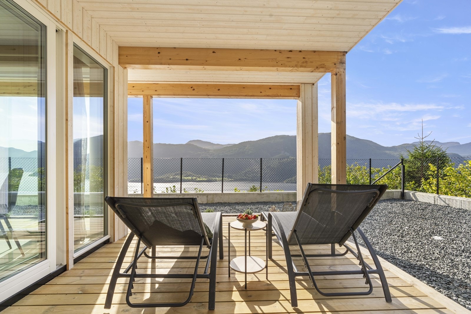 - Sørvestvendt terrasse på 16,8m² - Galleribilde