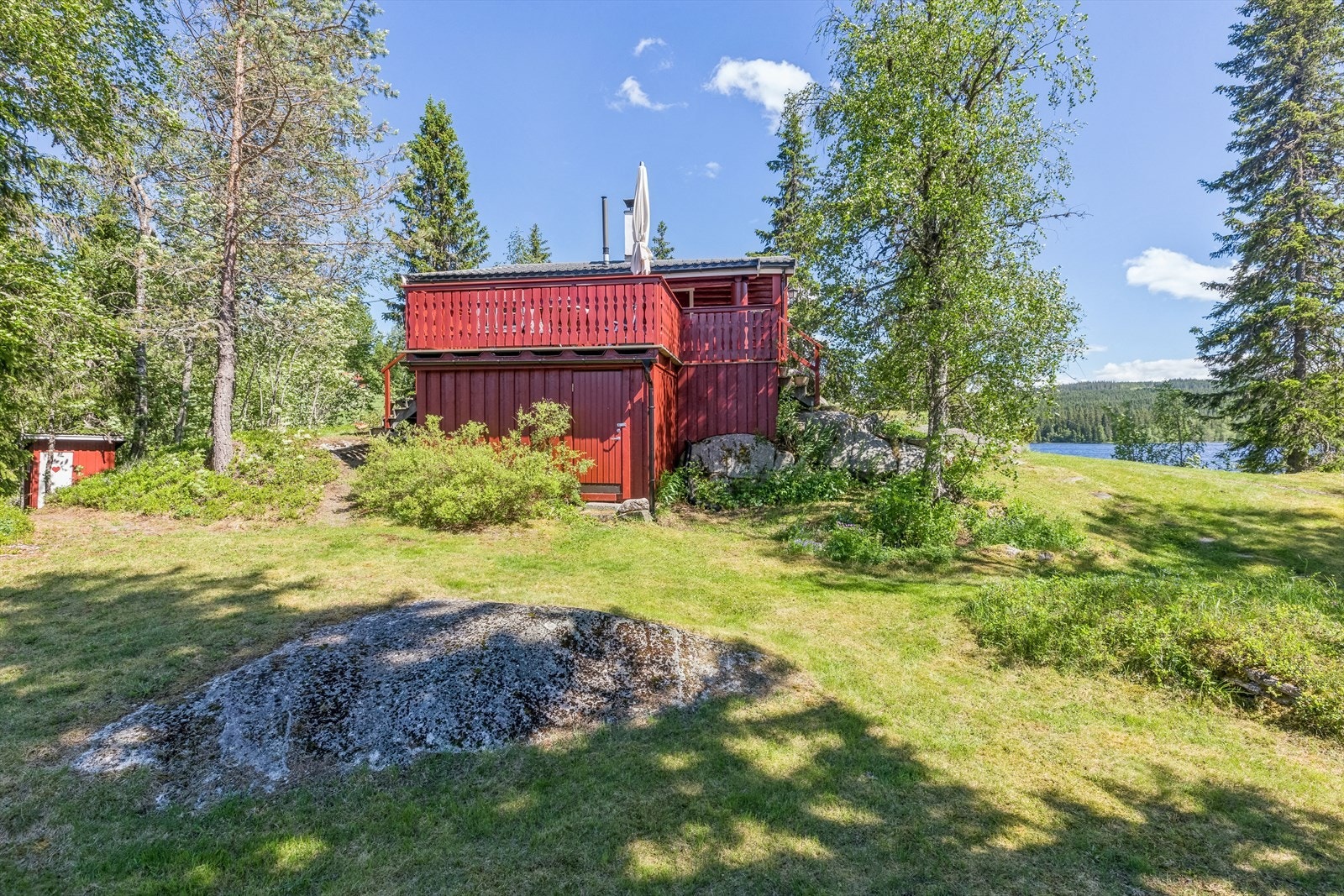 Praktisk bod under terrassen. Galleribilde