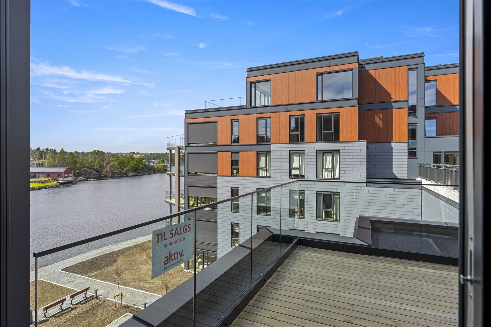 Velkomme til His Brygge - Vestvendt og solrikt med fin utsikt Galleribilde