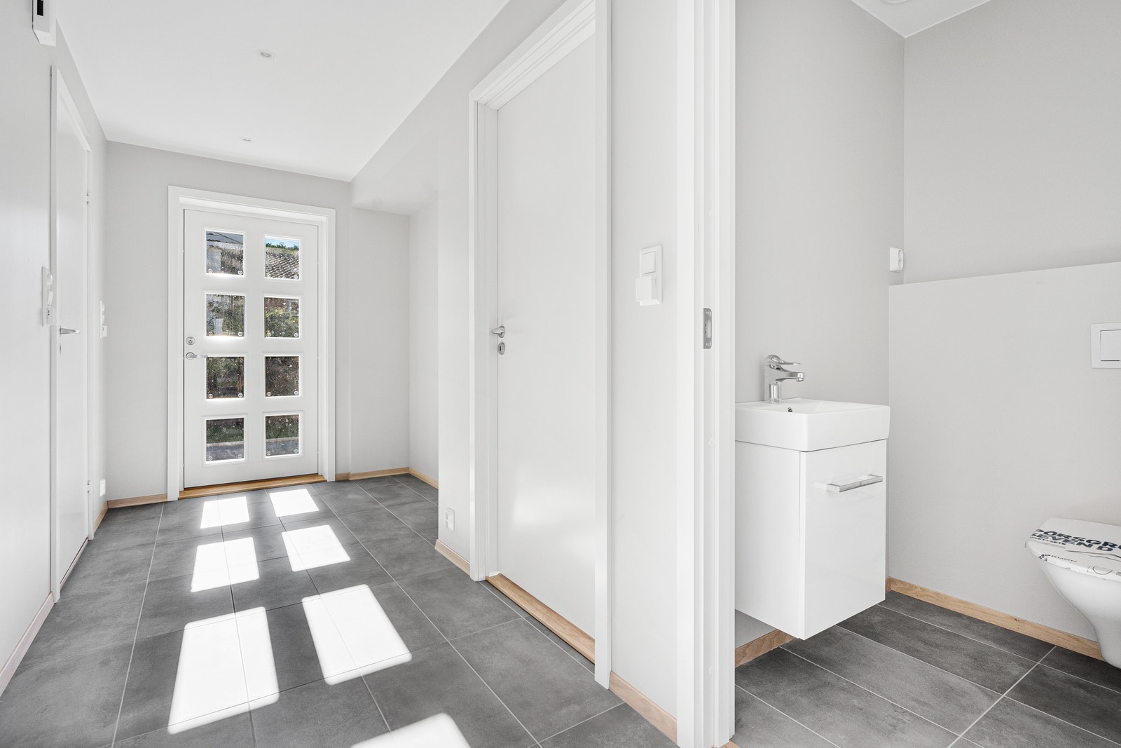 Illustrasjonsbilder hentet fra tilsvarende bolig bygget annet sted. Galleribilde