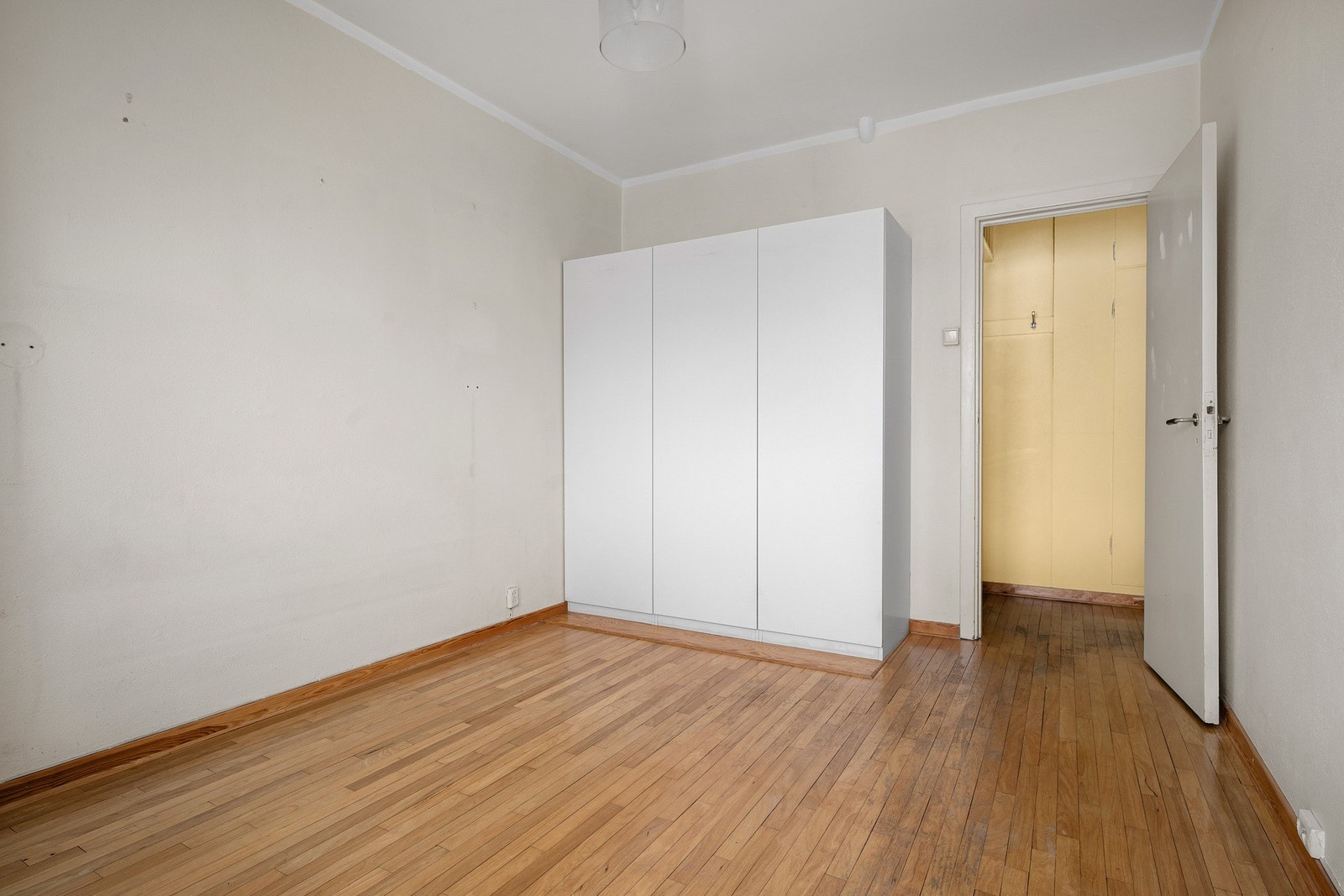 Varmtvann og fyring er inkludert i felleskostnadene. Galleribilde