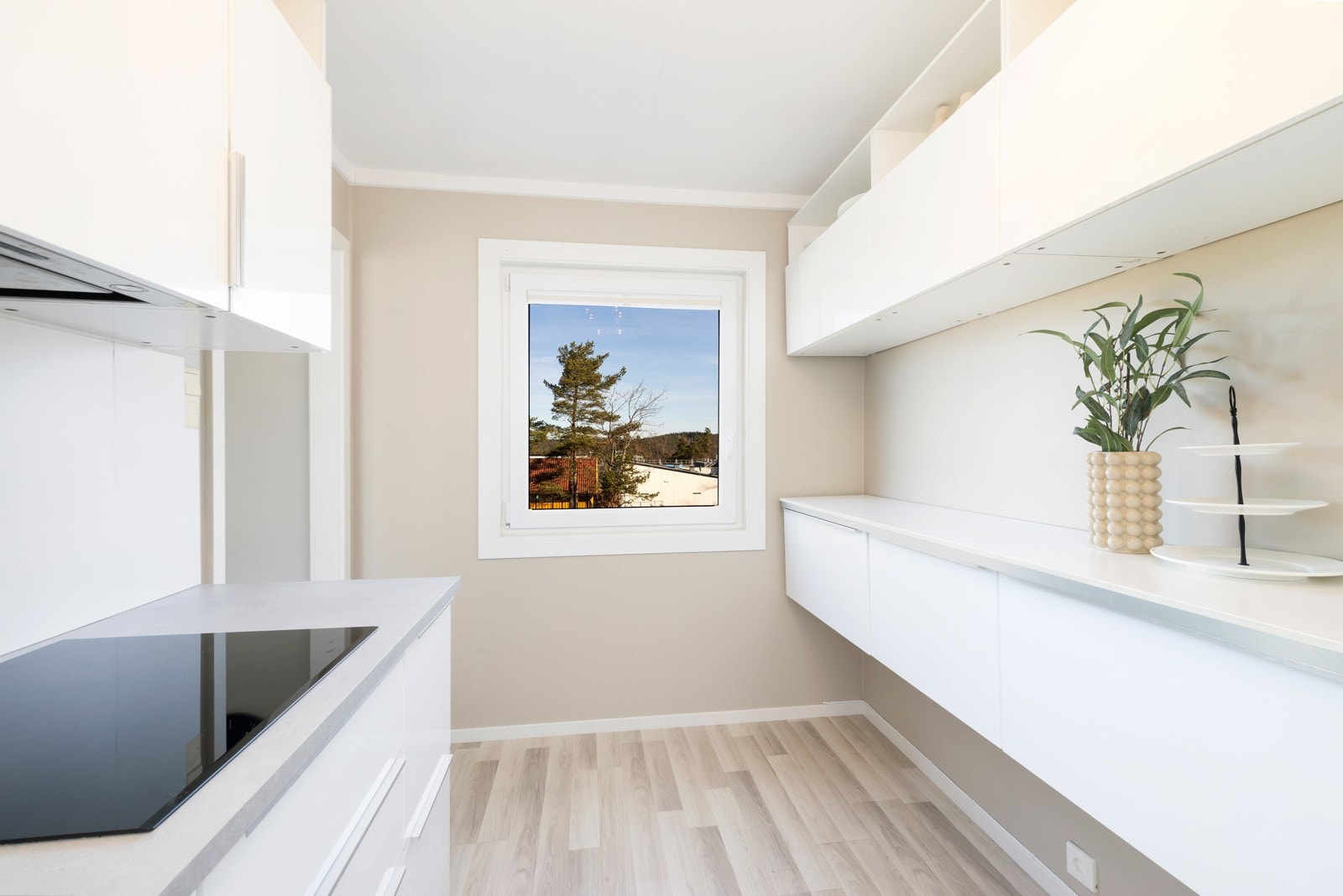 Oppgradert og stilrent kjøkken. Galleribilde