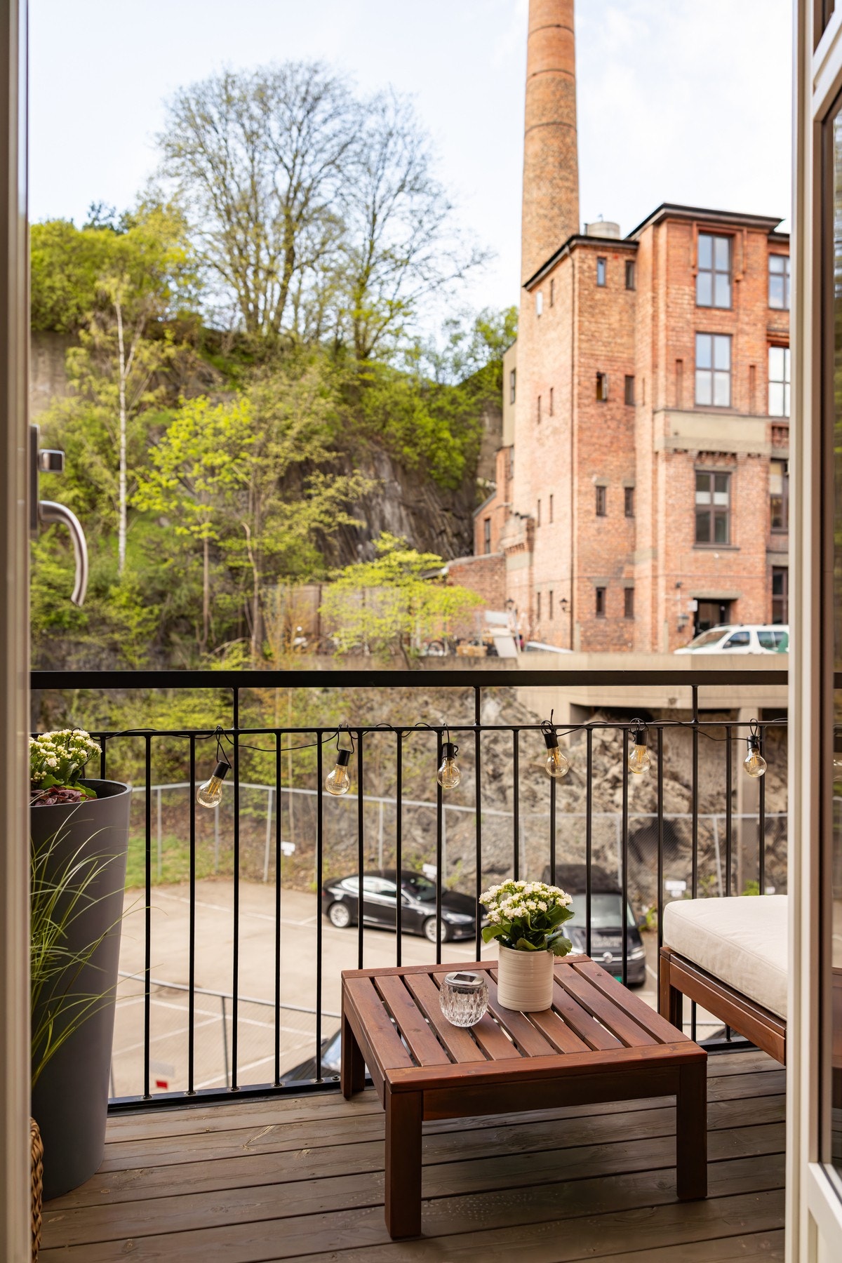 Balkongen er ca. 3,5m² og ble oppført i 2014. Galleribilde