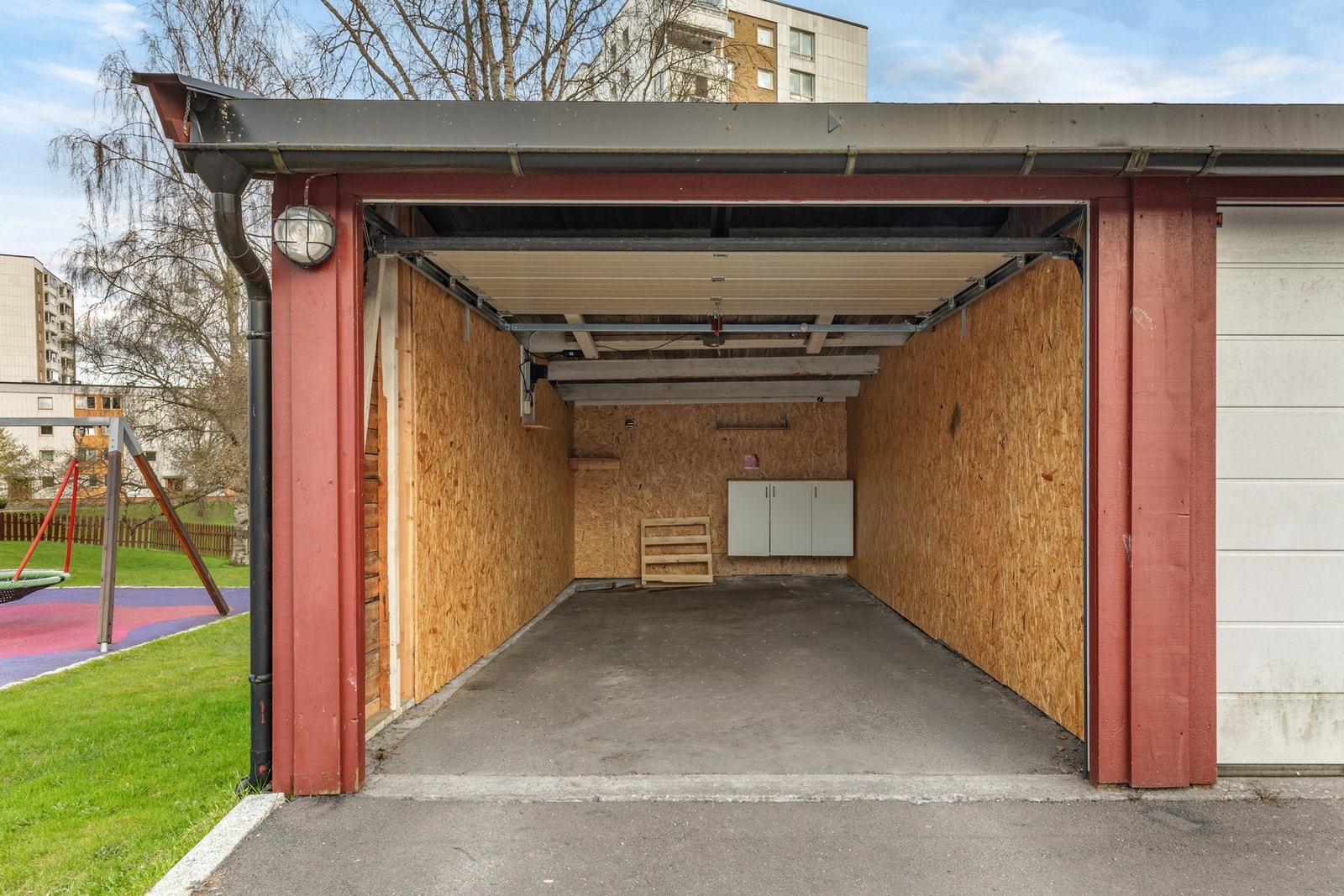 Det medfølger en garasjeplass ved salget. Galleribilde