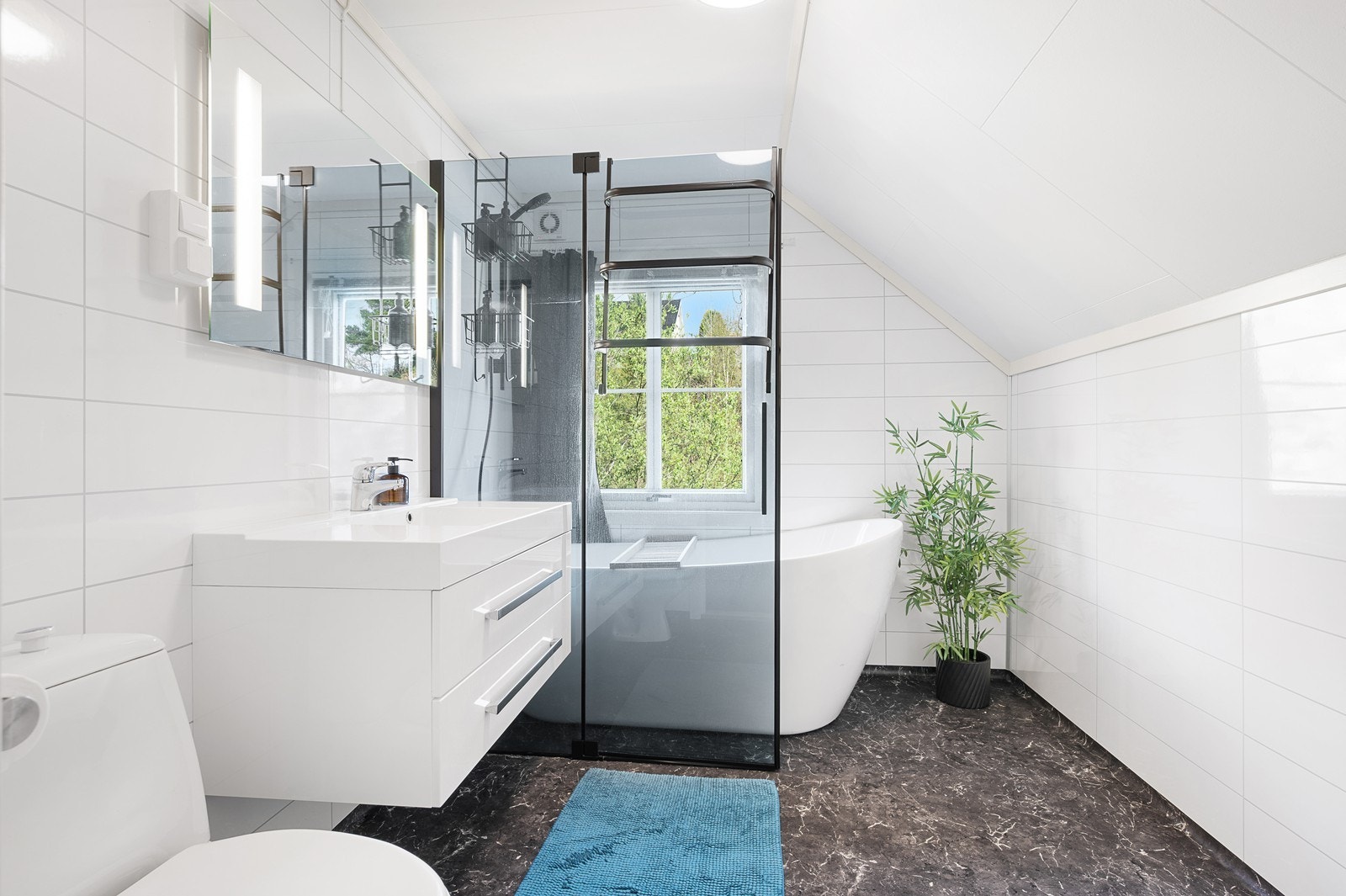 Badet i 2. etg. ble pusset opp i 2013/2014. Galleribilde