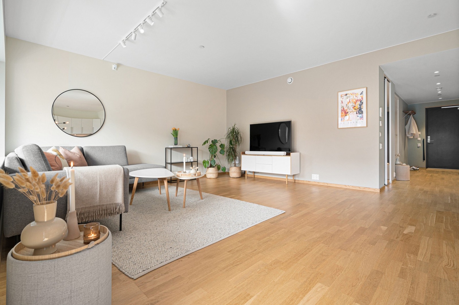 Leiligheten er på hele 97 kvm (inkl. innglasset veranda) og har en praktisk planløsning. Galleribilde