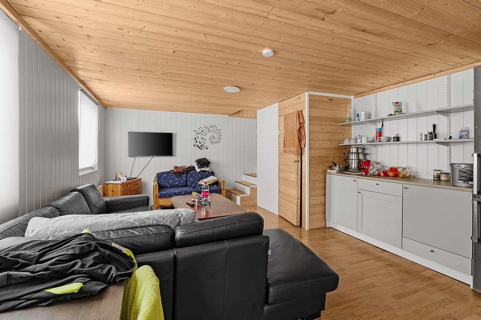 Anneks (Ulovlig oppført) Galleribilde