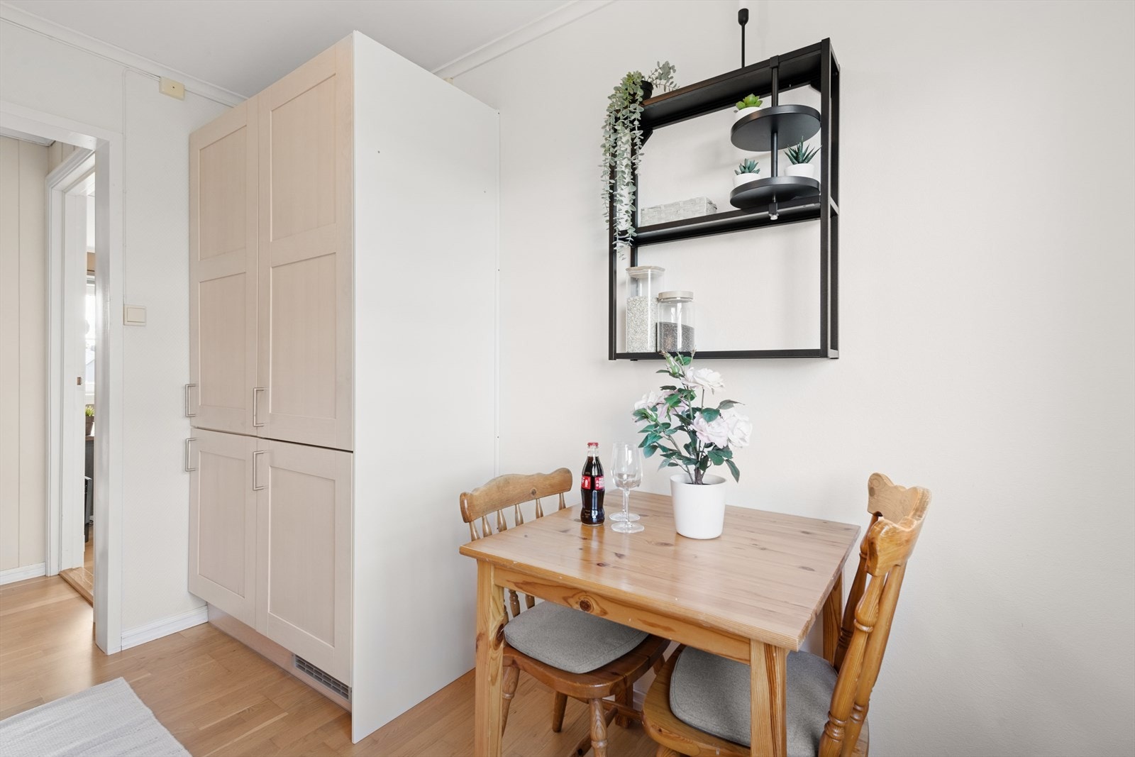Et koselig frokostbord for å nyte morgenkaffen. Galleribilde