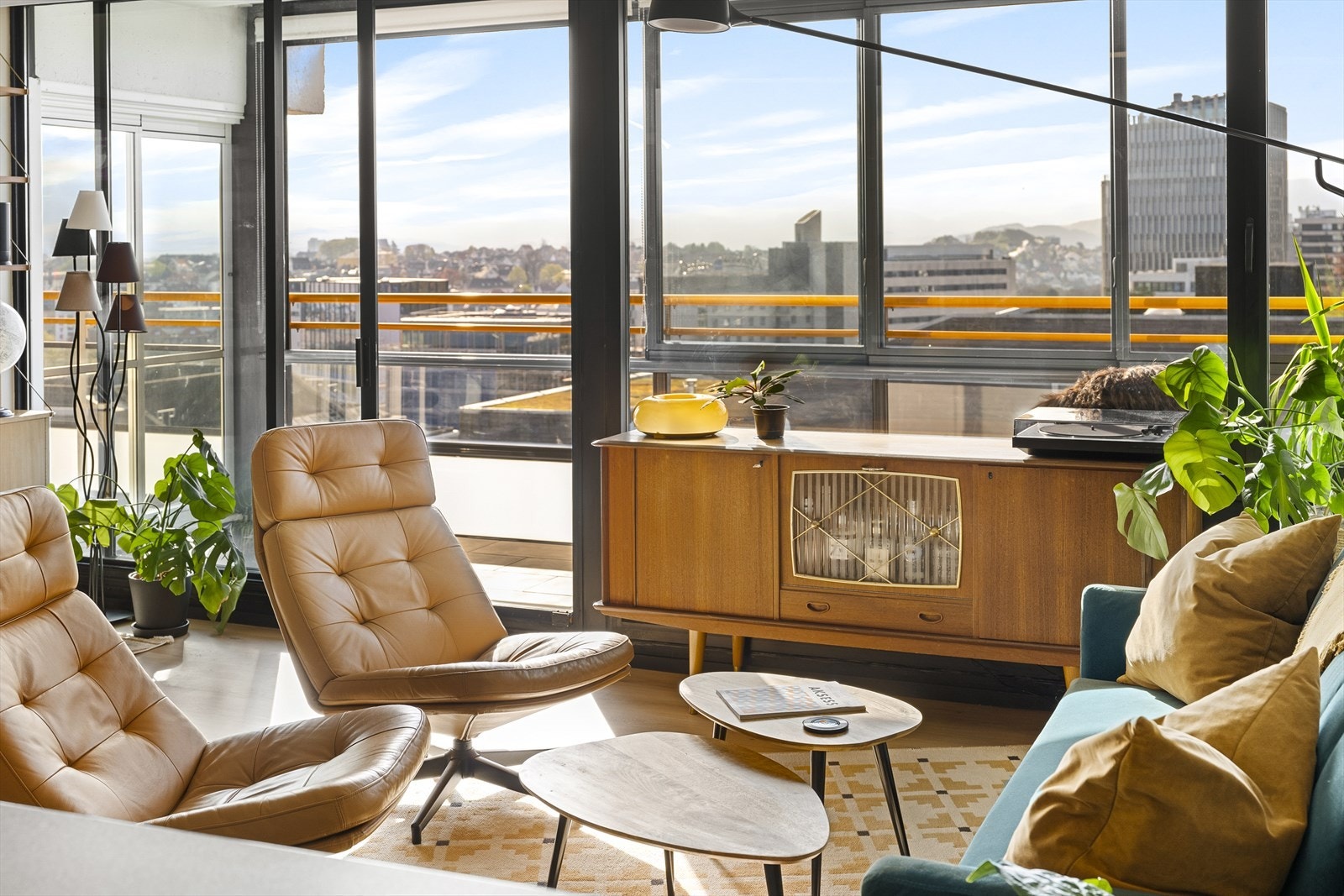 - Balkongen kan brukes året rundt, og blir som et ekstra rom - Galleribilde