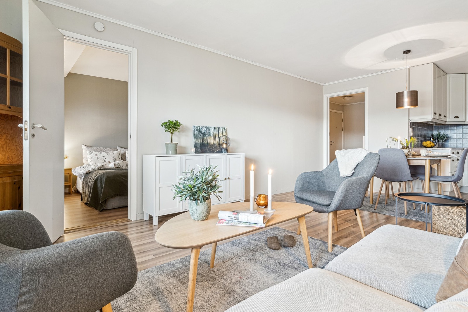 Rommet er enkelt å møblere etter eget ønske og behov. Galleribilde