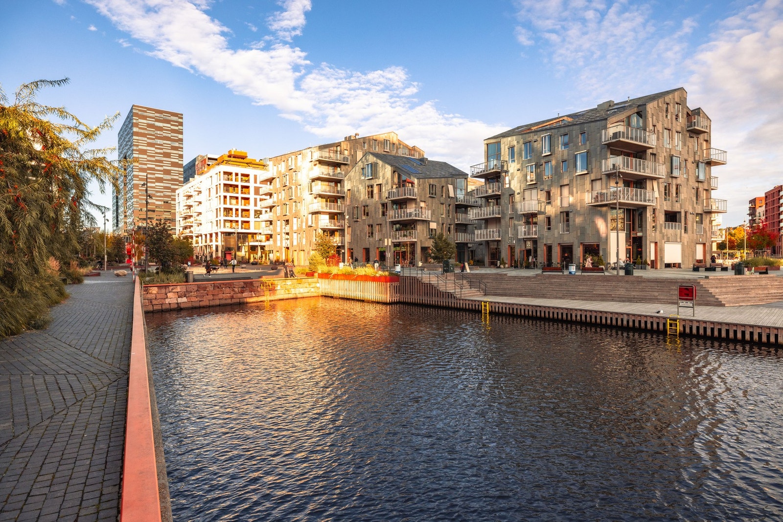 Det er mange gode bademuligheter i området. Galleribilde