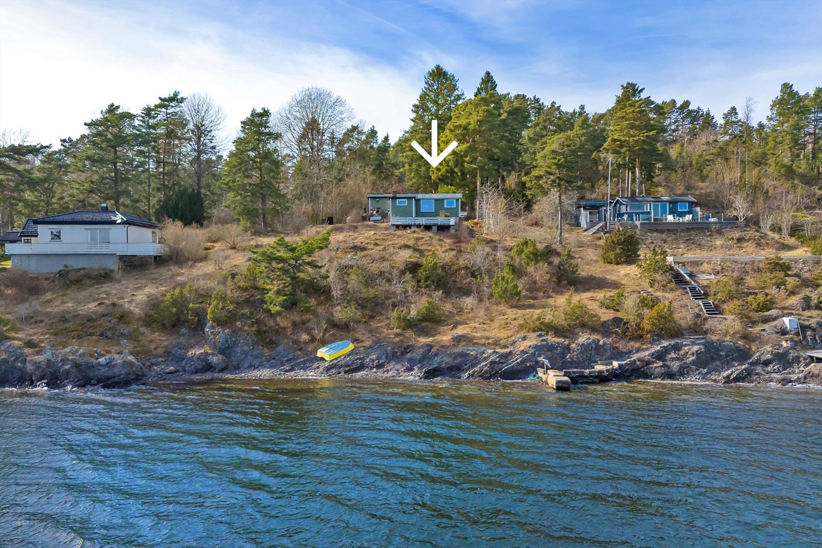Helårshytte med egen strandlinje på ville, vakre nordre Jeløy. Galleribilde