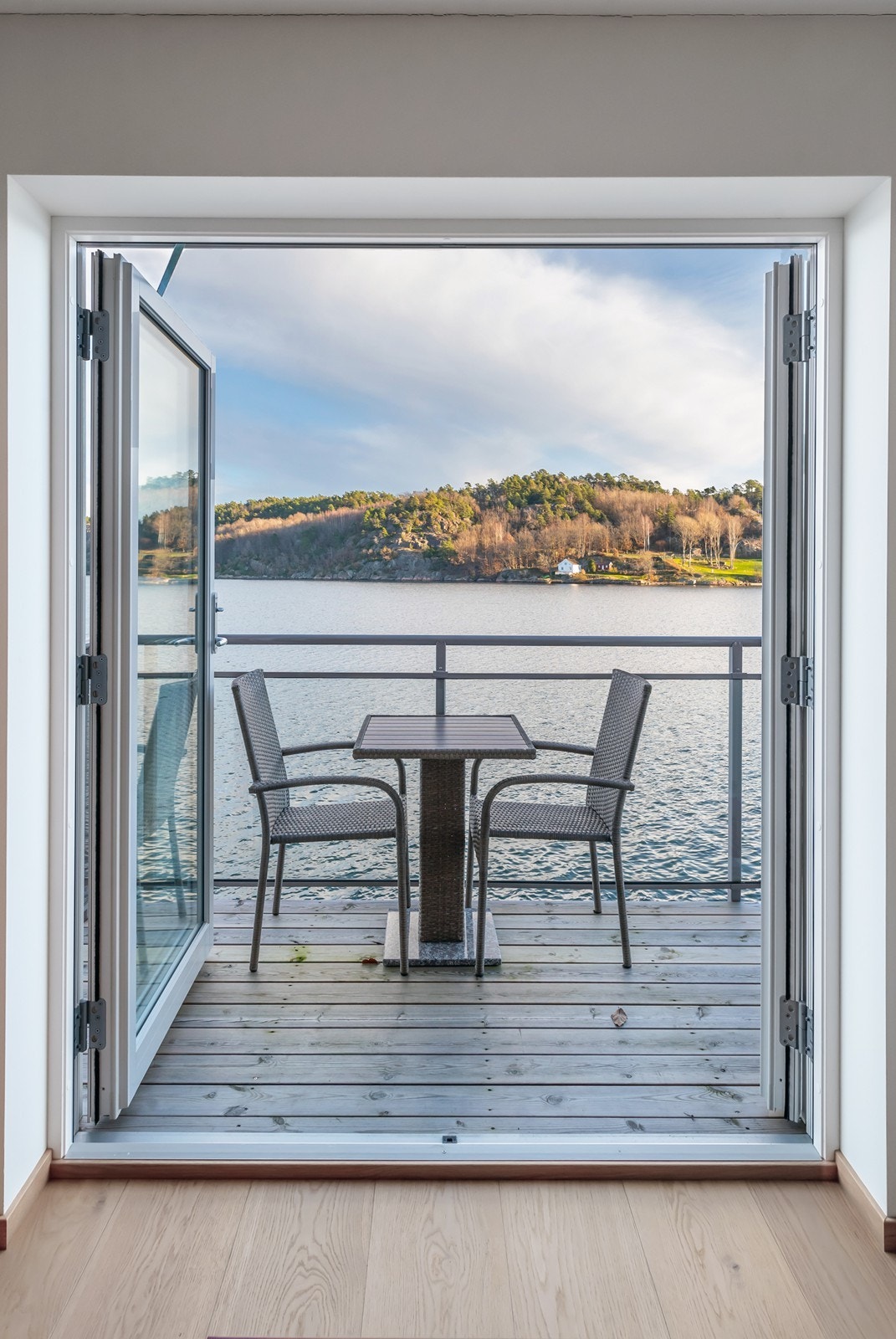 Dobbeldør til balkongen Galleribilde