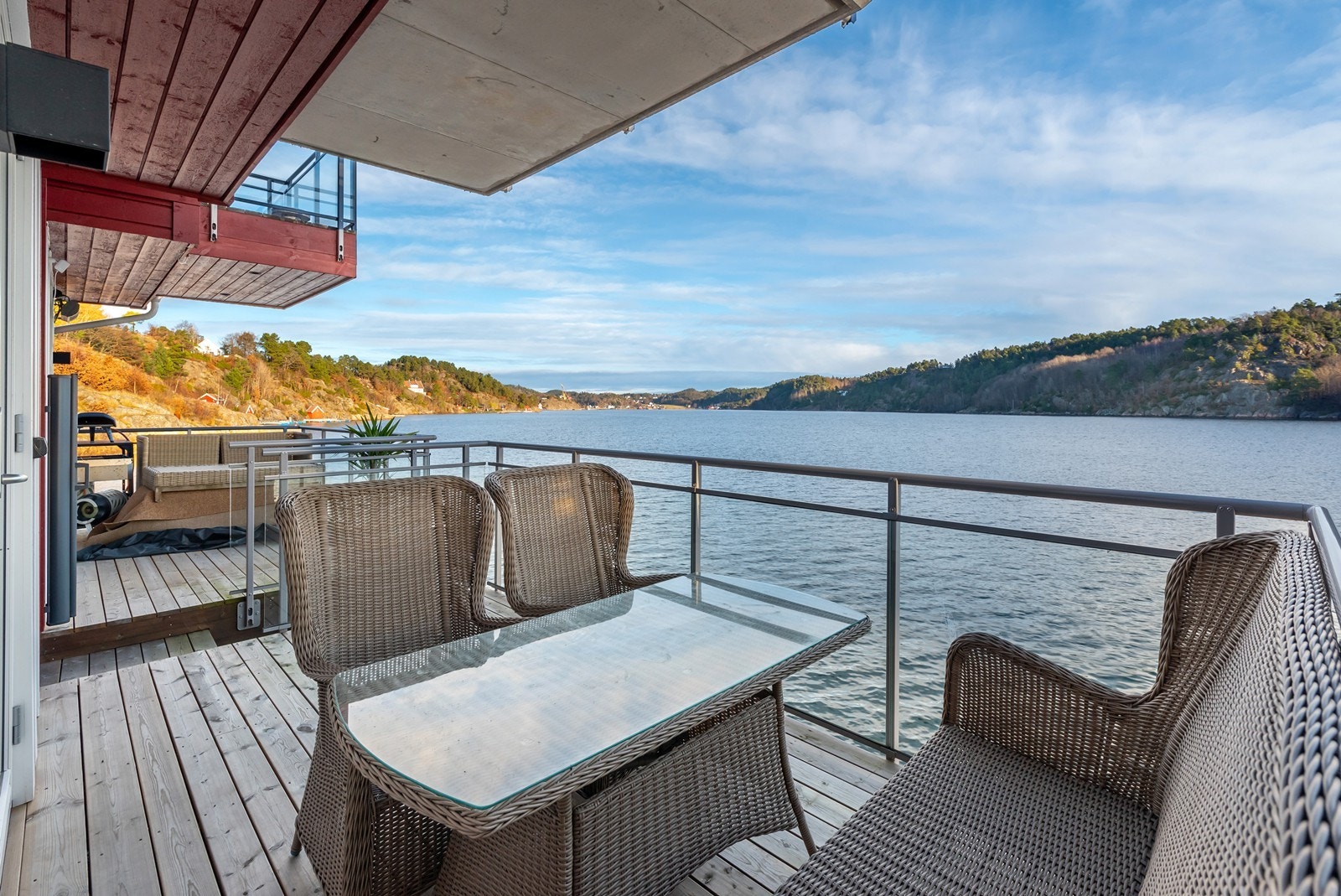 Bilde fra en av balkongene hvor en kan nyte utsikten Galleribilde