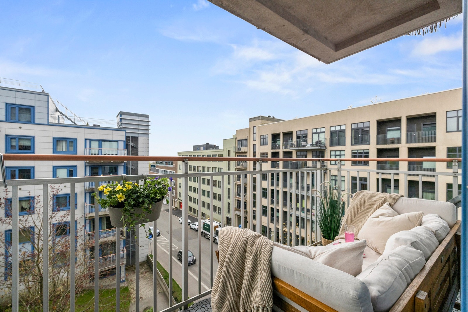 Her får du nyte de nydeligste og mest magiske solnedgangene rett fra eget hjem Galleribilde