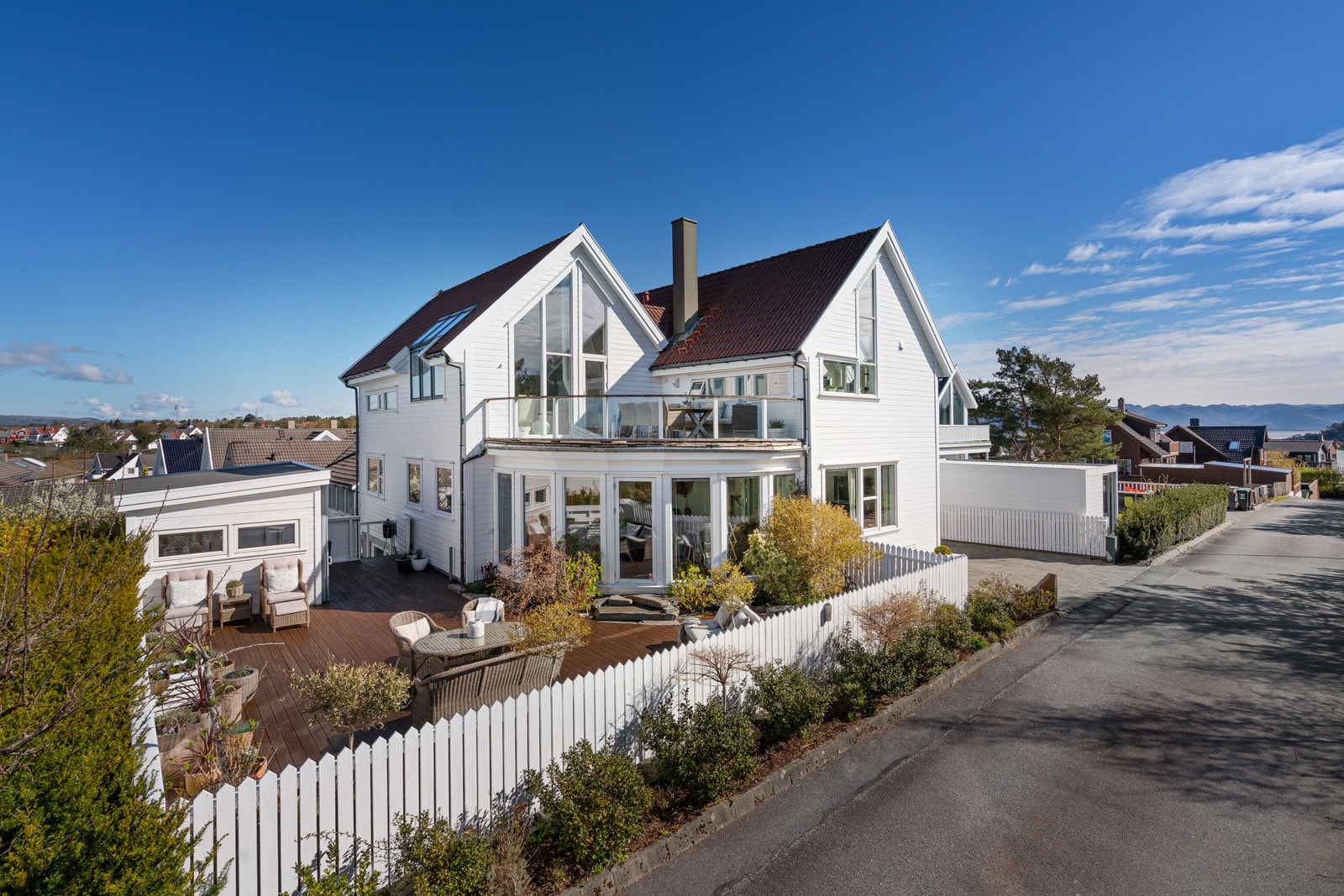 Fasade - uteområde Galleribilde