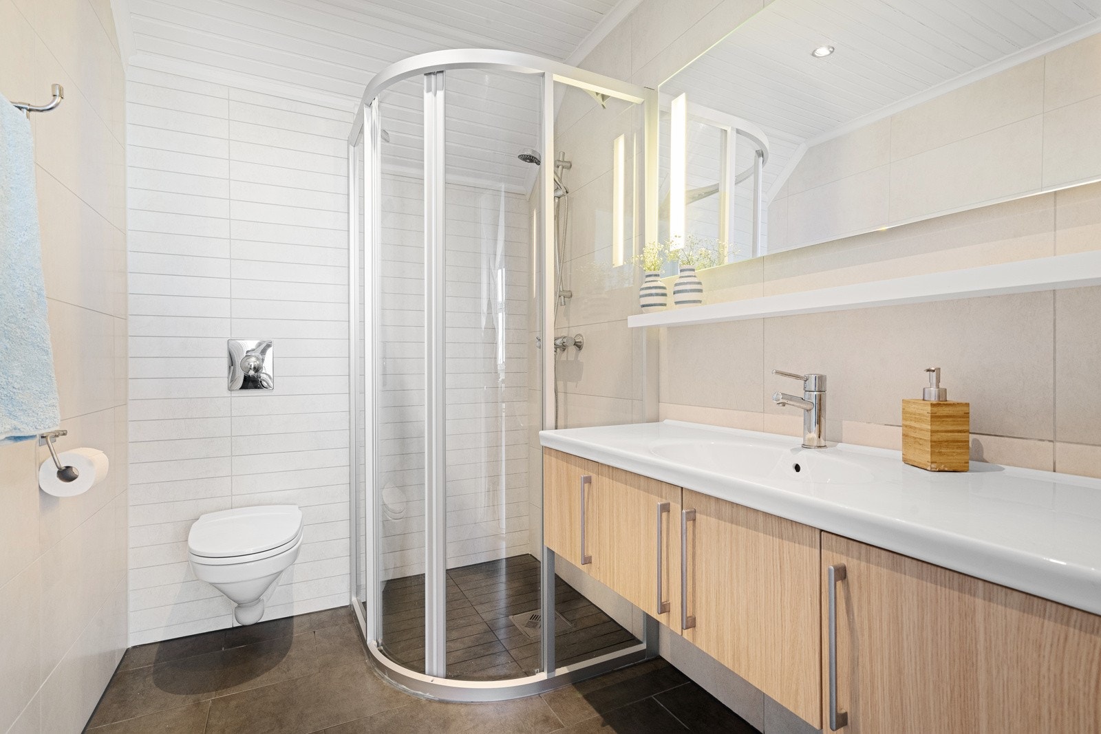 Bad i 2. etasje Galleribilde