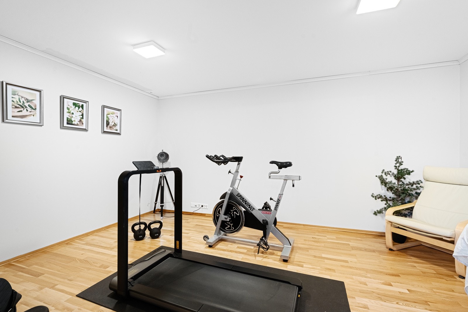 Trimrom i undereetasjen Galleribilde