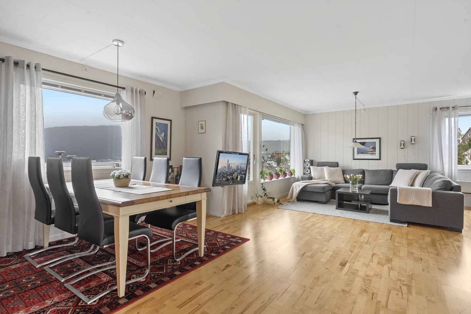 God plass for møblering i ulike soner. Galleribilde