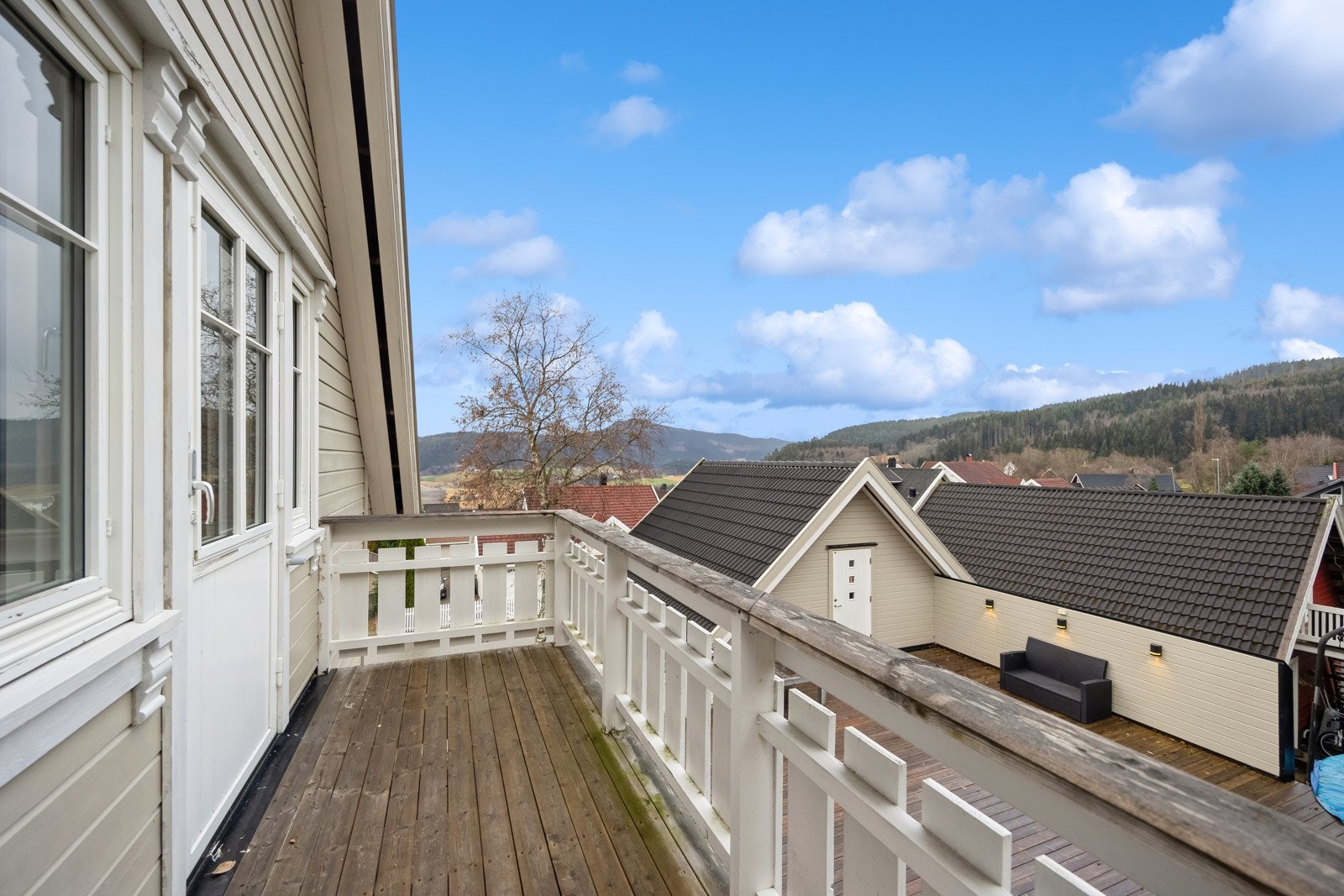 Balkongen har nydelige utsiktsforhold. Galleribilde