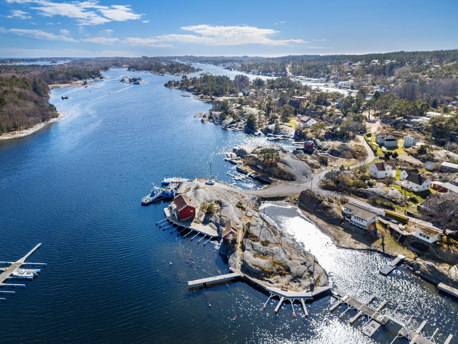 Områdebilde over Engøbrygga, Skuteskjær og Dalskilen Galleribilde