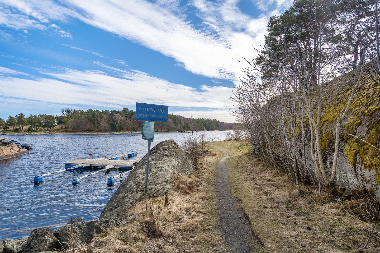 Nebba badeplass, hvor den tinglyste båtplasen befinner seg Galleribilde